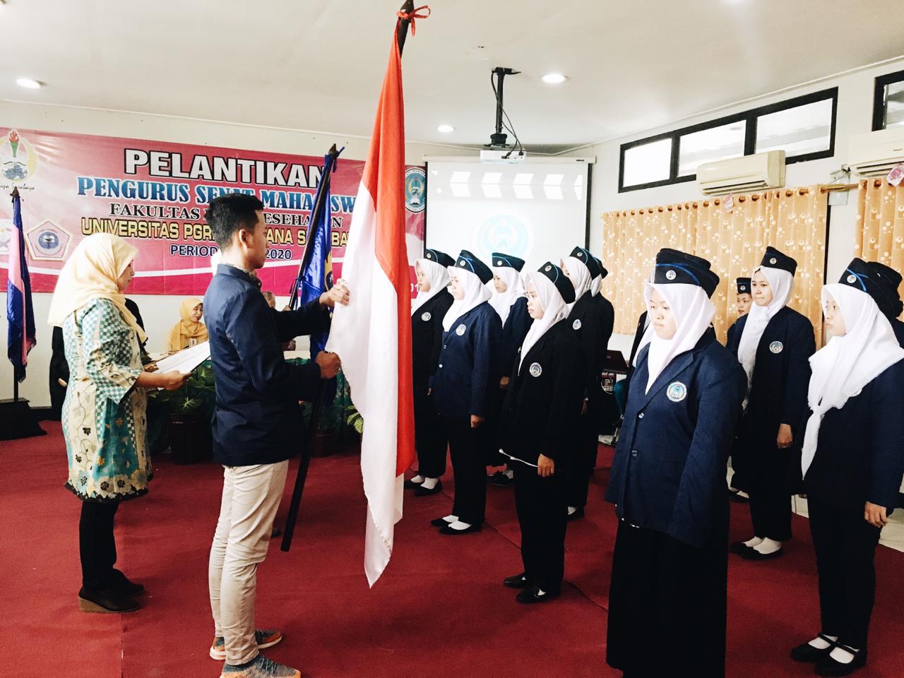 Pelantikan Pengurus Senat Mahasiswa Fakultas Ilmu Kesehatan Universitas PGRI Adi Buana Surabaya Periode 2019-2020